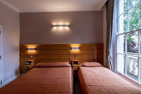 Nayland Hotel