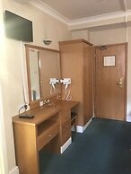 Nayland Hotel