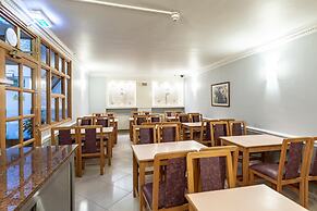 Nayland Hotel