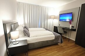 B99 Hotel