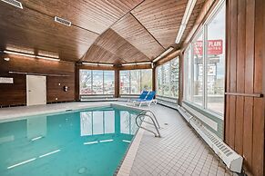 Stony Plain Inn and Suites
