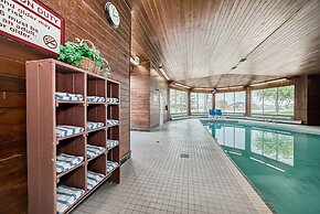Stony Plain Inn and Suites