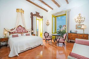 Palazzo Murat Hotel