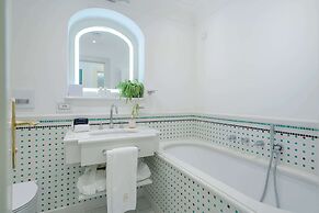 Palazzo Murat Hotel