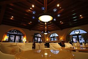 Hotel Nikko Alivila