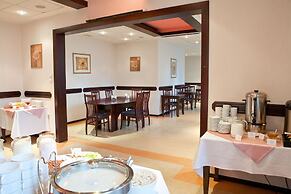 Kolonna Hotel Brigita