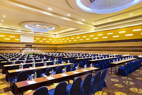 Novotel Manado Golf Resort & Convention Center