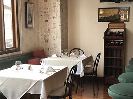 Hotel Fleur De Lys