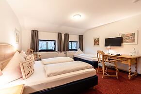 Hotel Sauerlacher Post