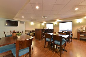 Comfort Inn & Suites Airport South