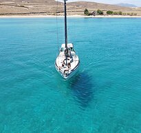 Tharroe of Mykonos