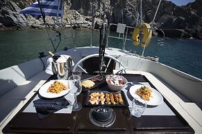 Tharroe of Mykonos
