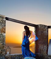 Tharroe of Mykonos