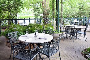 O.Henry Hotel