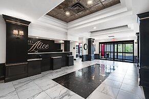 Hotel Alice At Atlantic Beach