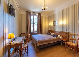 Logis Hôtel De La Cloche