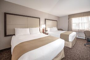 Coast Fort St. John Hotel
