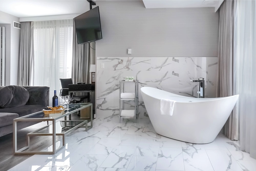 Executive Plaza Hotel Metro Vancouver