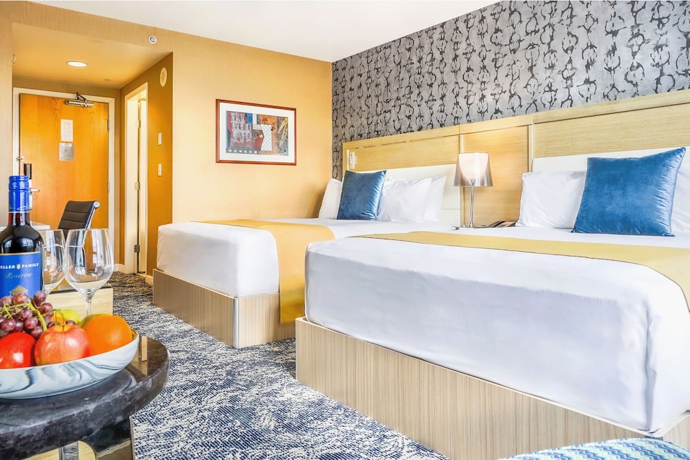 Executive Plaza Hotel Metro Vancouver