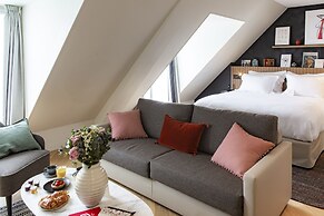 Maison Mère