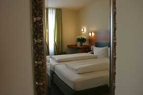 Memphis Hotel