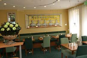 Memphis Hotel