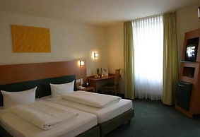 Memphis Hotel