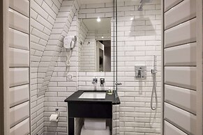 Hotel Pavillon Monceau by Happy Culture