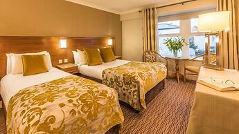 Clew Bay Hotel