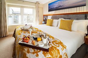 Clew Bay Hotel