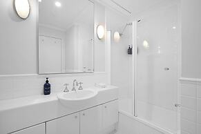 Comfort Apartments Melbourne Central
