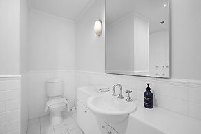 Comfort Apartments Melbourne Central