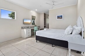 Hotel Tropiq