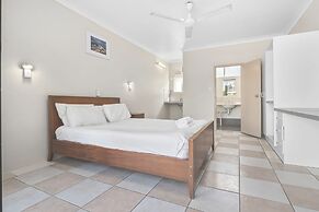 Hotel Tropiq