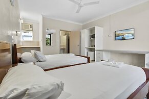 Hotel Tropiq
