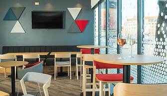 Holiday Inn Express Bristol City Centre by IHG