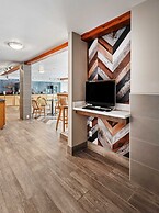 Hotel Edgewater