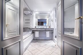 Hôtel Le Lavoisier & Spa