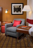 Four Points by Sheraton Winnipeg South