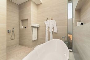 Dusit Ajman Resort & Villas