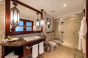 Dusit Ajman Resort & Villas