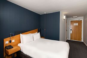 Holiday Inn Express Perth by IHG