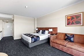 Mantra Meridien Adelaide