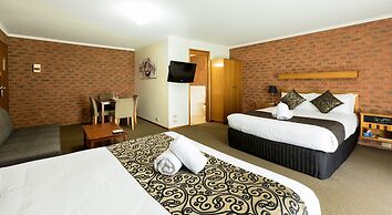 Advance Motel