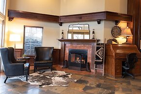 Oxford Suites Pendleton