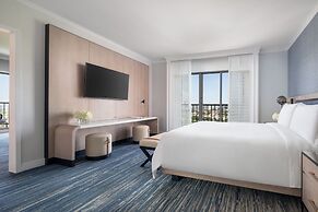 The Ritz-Carlton Dallas, Las Colinas