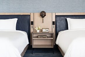 The Ritz-Carlton Dallas, Las Colinas