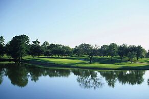 The Ritz-Carlton Dallas, Las Colinas