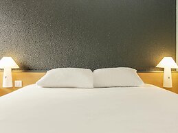 ibis Falaise Coeur de Normandie