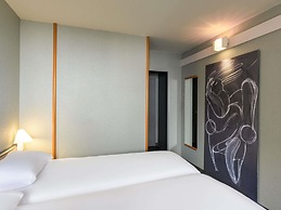ibis Falaise Coeur de Normandie